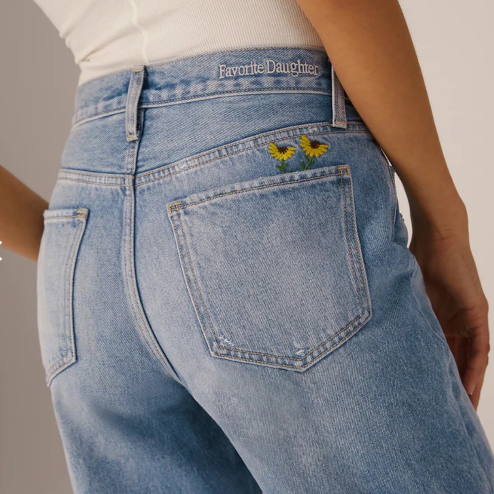 NWOT Favorite Daughter Tommy mid-rise boyfriend jeans - size 33